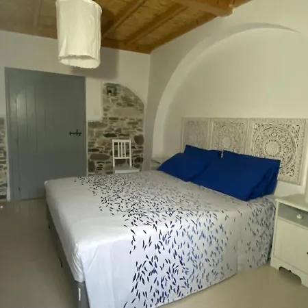 Vakantiehuis Kerylos , Au Coeur De Parikia, Avec Jardin Páros