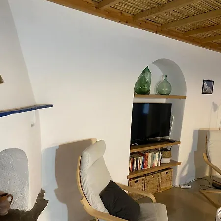 Kerylos , Au Coeur De Parikia, Avec Jardin Holiday home