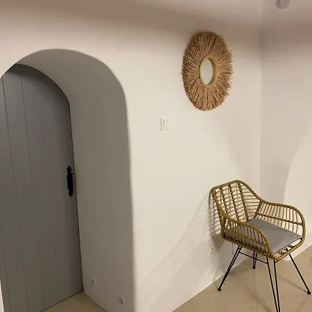 Kerylos , Au Coeur De Parikia, Avec Jardin *