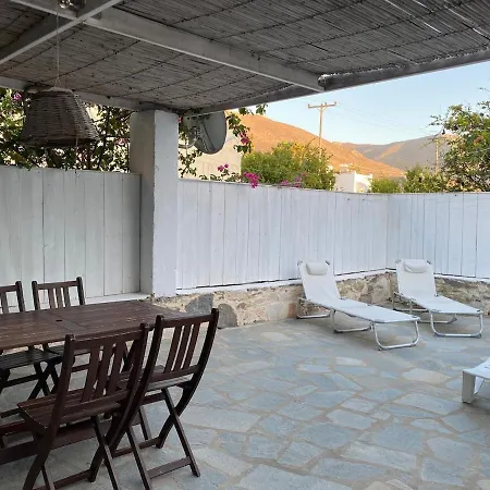 Kerylos , Au Coeur De Parikia, Avec Jardin Holiday home